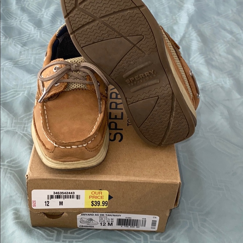 Boys sperry’s size 12